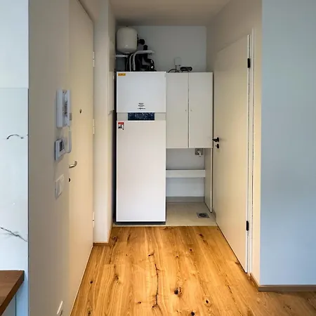 Lent Riverside Apartma *